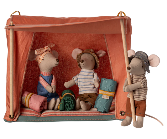 Happy camper tent, Mouse