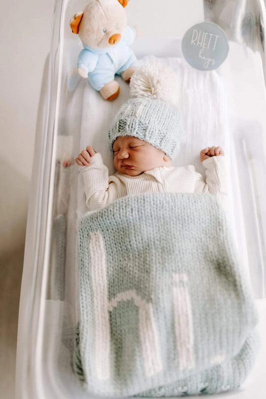 hi. Hand Knit Blanket Surf Blue