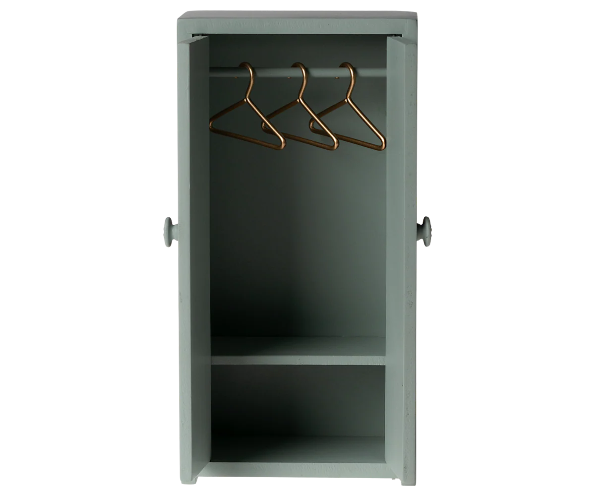 Closet, Mouse - Soft blue