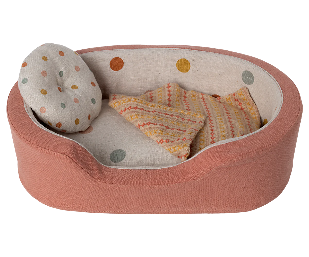 Cosy dog basket, Medium - Coral