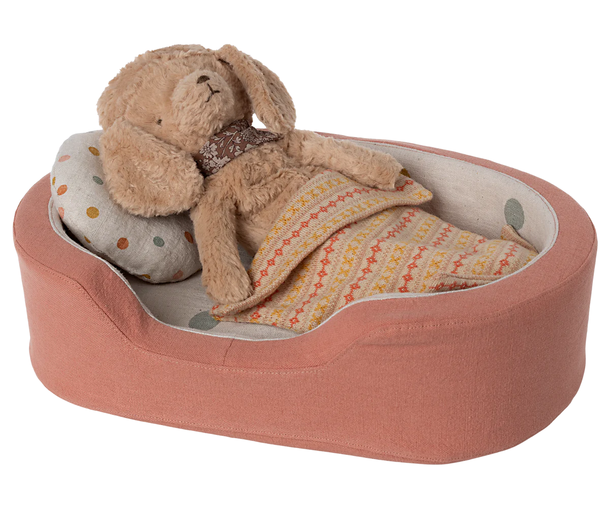 Cosy dog basket, Medium - Coral