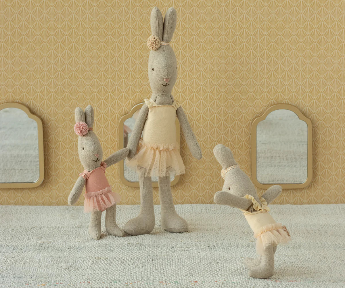 PREORDER - Rabbit size 1, Classic - Ballet suit and skirt cream (Available Mid July)