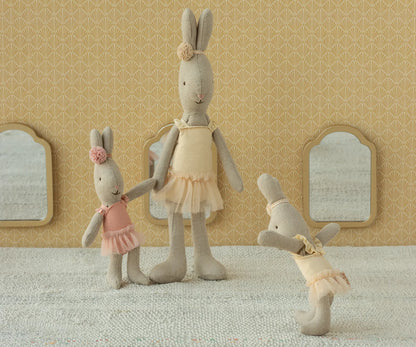 PREORDER - Rabbit size 1, Classic - Ballet suit and skirt cream (Available Mid July)