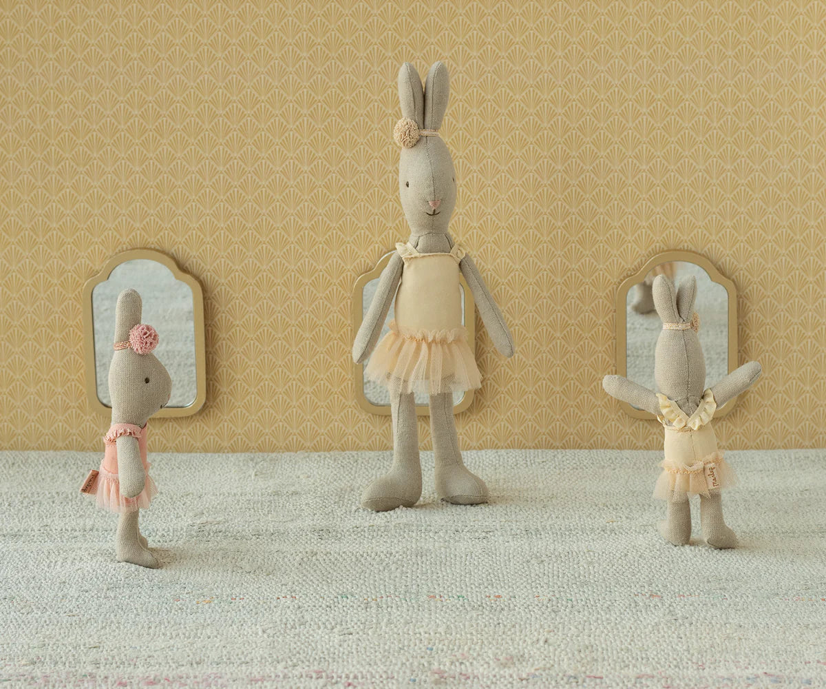 PREORDER - Rabbit size 1, Classic - Ballet suit and skirt cream (Available Mid July)