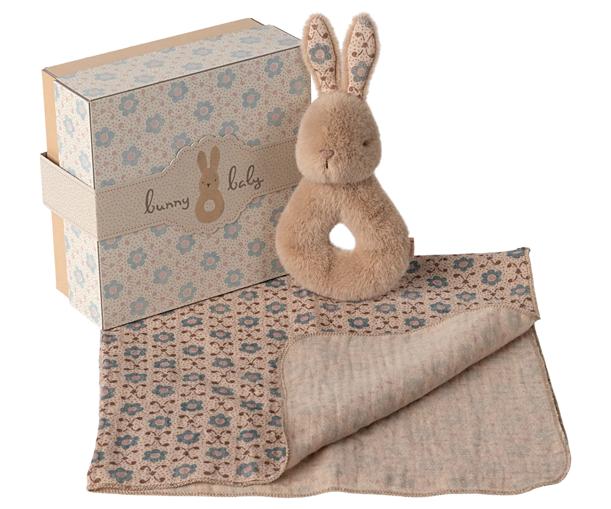 PREORDER - Rabbit rattle set - Cream peach