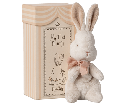 Maileg My First Bunny in powder