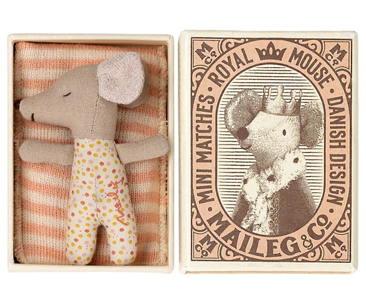 Sleepy/wakey baby mouse in matchbox - Rose