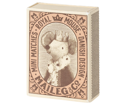 Sleepy/wakey baby mouse in matchbox - Rose