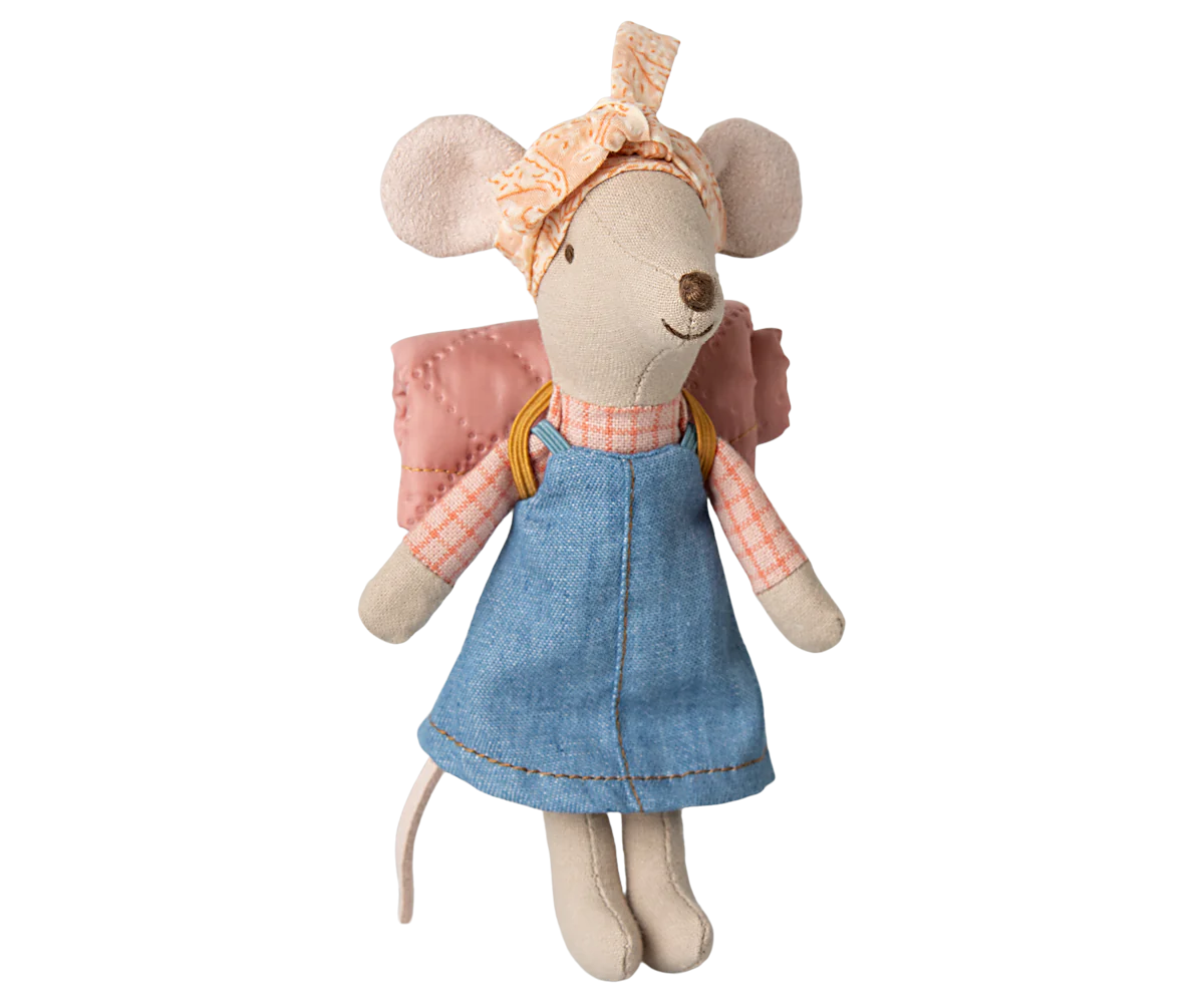 PREORDER - Hiker mouse, Big sister