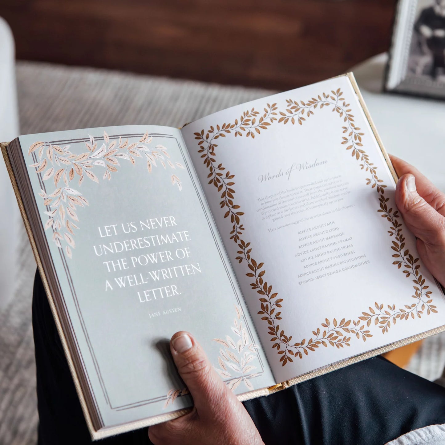 Grandma's Story: A Memory and Keepsake Journal for My Family
