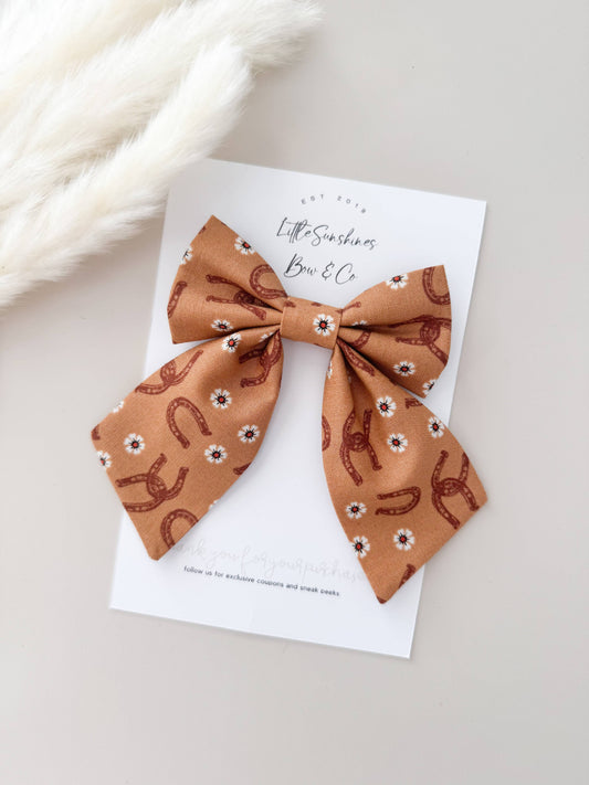 Brown Horseshoes Sailor Bow