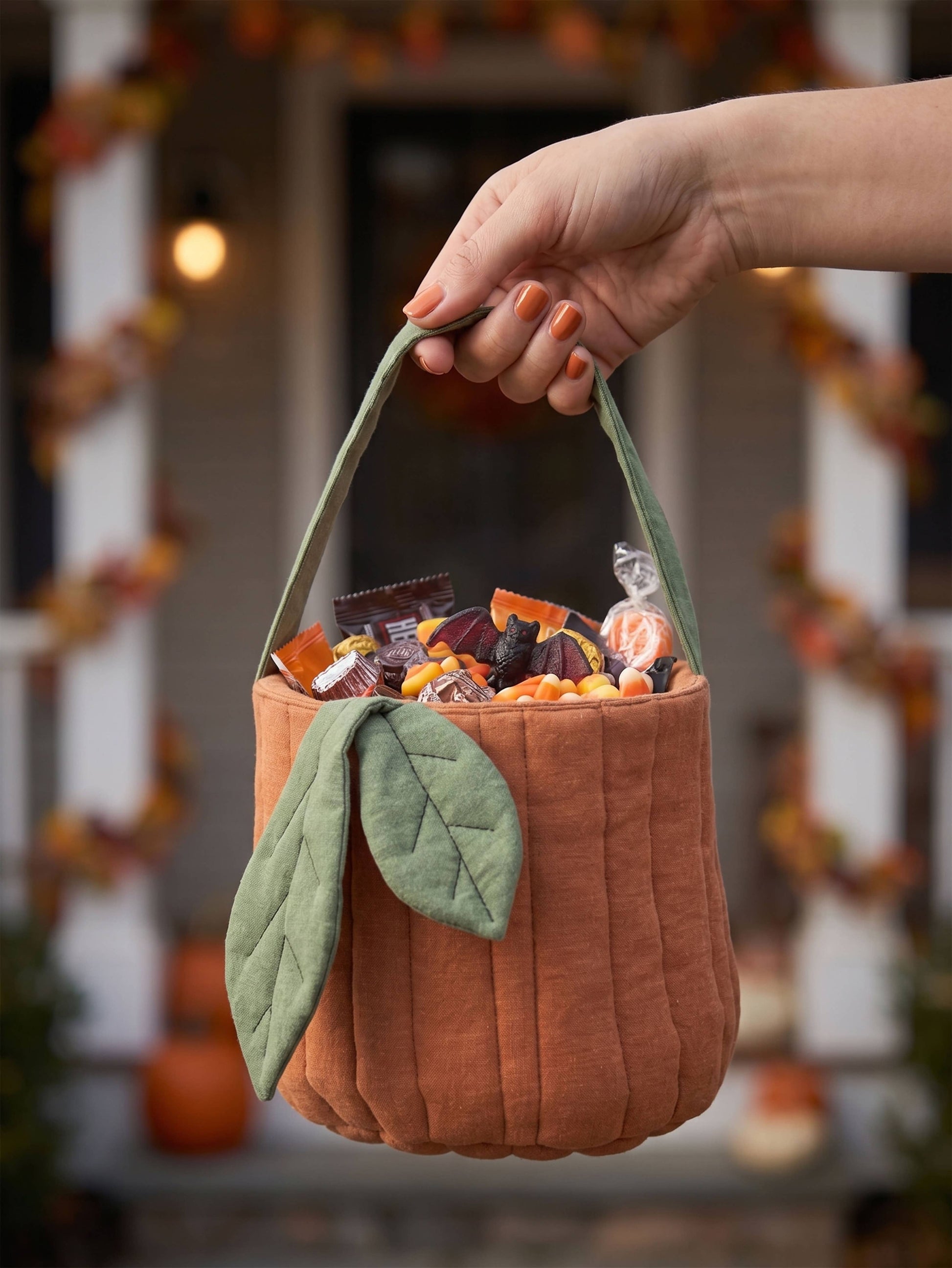 House of Kraft quilted pumpkin trick or treat basket