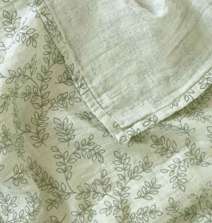 Swaddle/Muslin cloth XL: leaves - sage