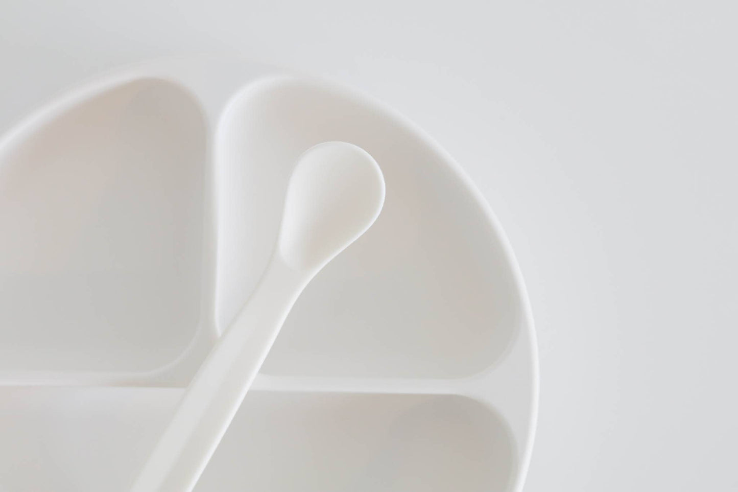 Silicone Suction Plate With Lid and Spoon