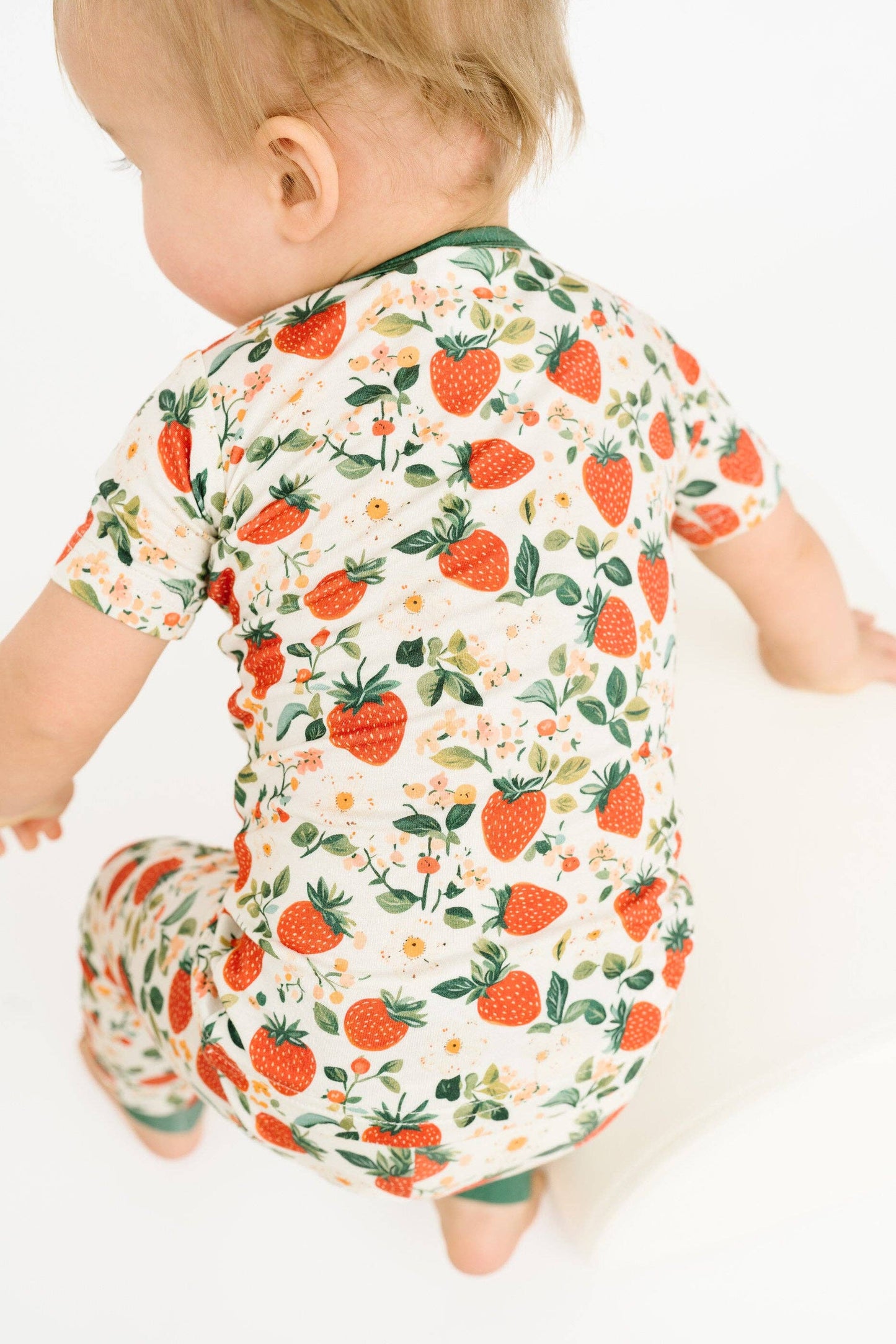 Vintage Strawberry Short Sleeve Bamboo Set