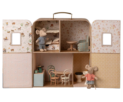 PREORDER - SuitCasa, Little sister and brother mouse (Available Mid November)