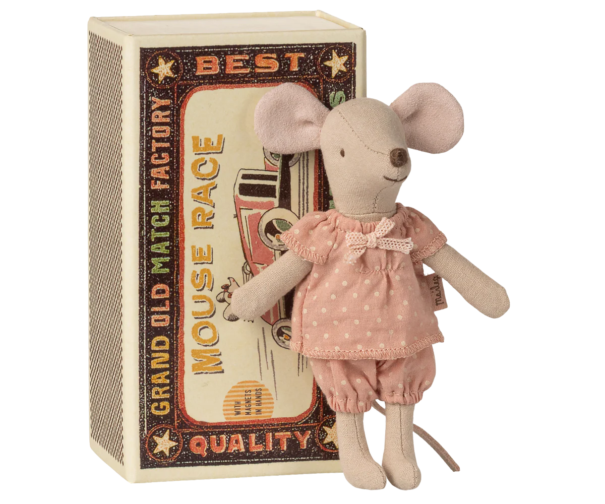 Big sister mouse in matchbox (Available Early March)