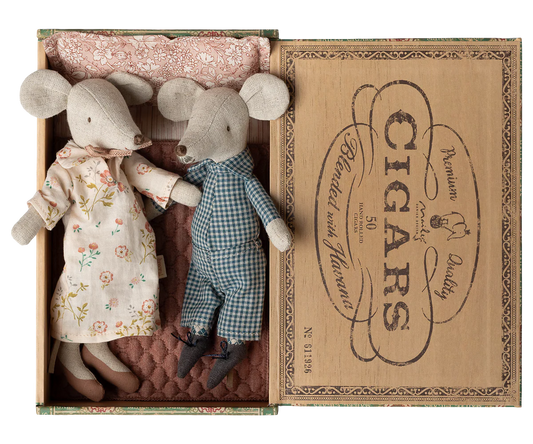 Grandma and grandpa mice in cigarbox (Available Early March)