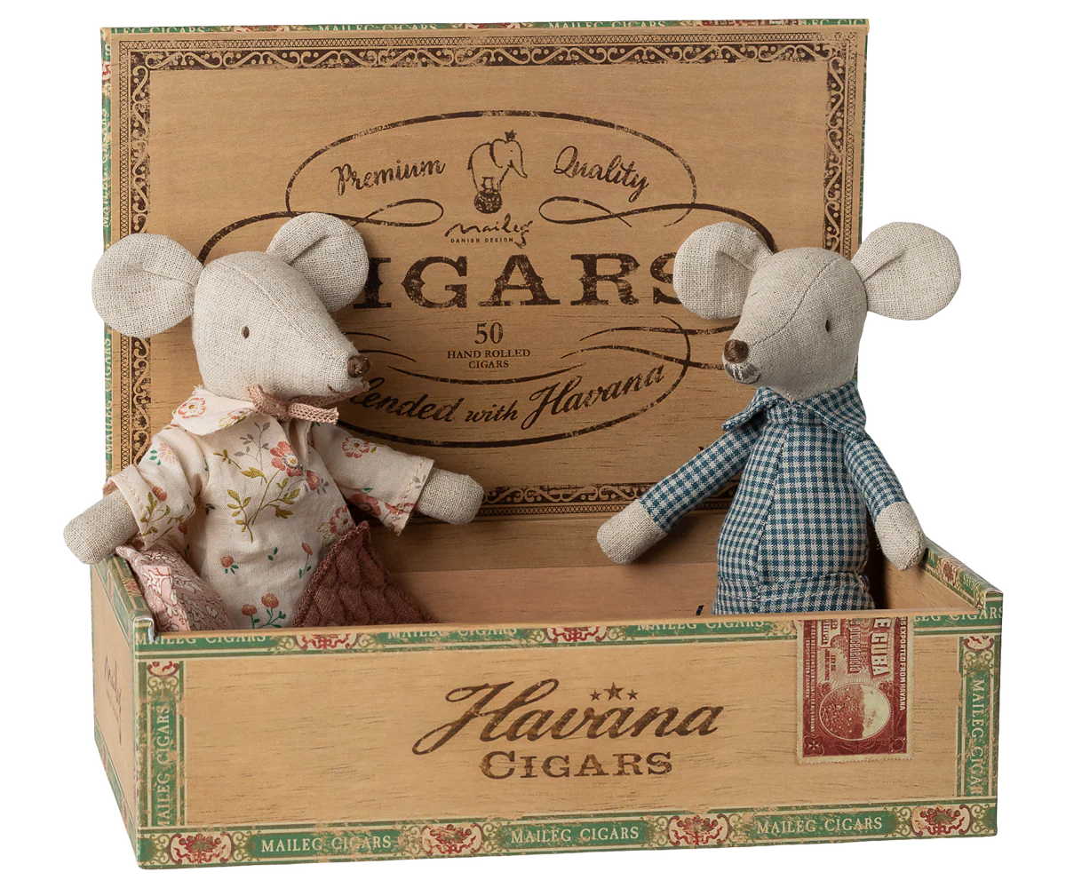 Grandma and grandpa mice in cigarbox (Available Early March)
