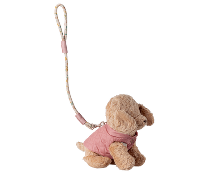 Maileg harness and leash in rose - view 3