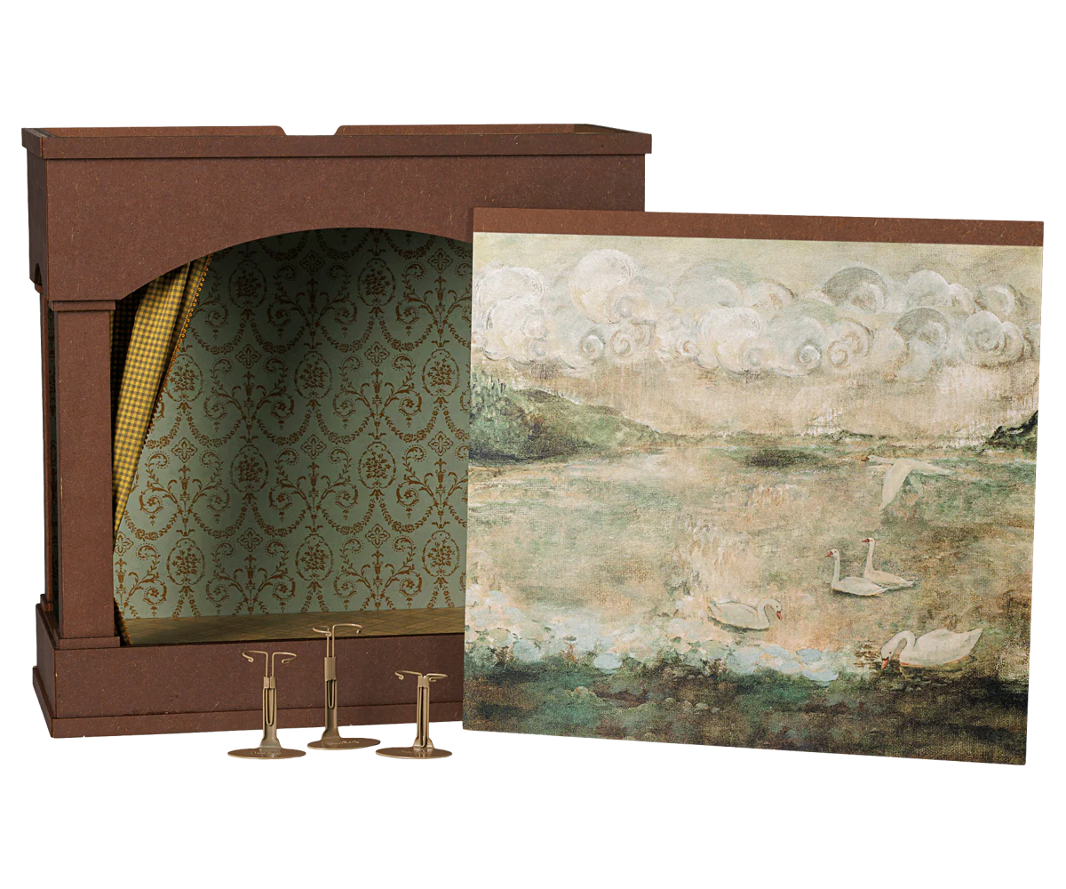 Theater, Mouse (Preorder - Available Mid November)