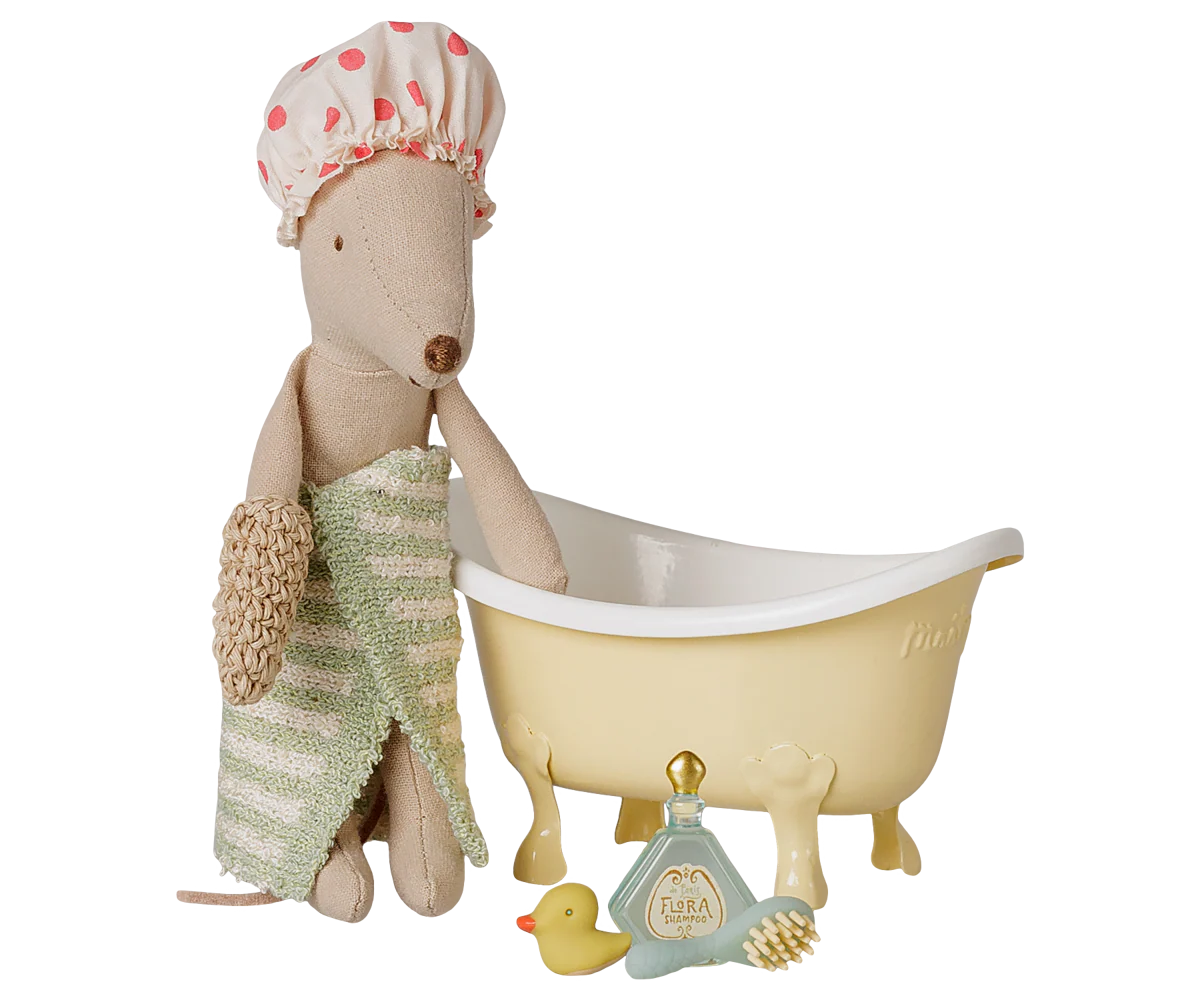 Bathtub set, Mouse - Yellow (Preorder - Available Mid October)