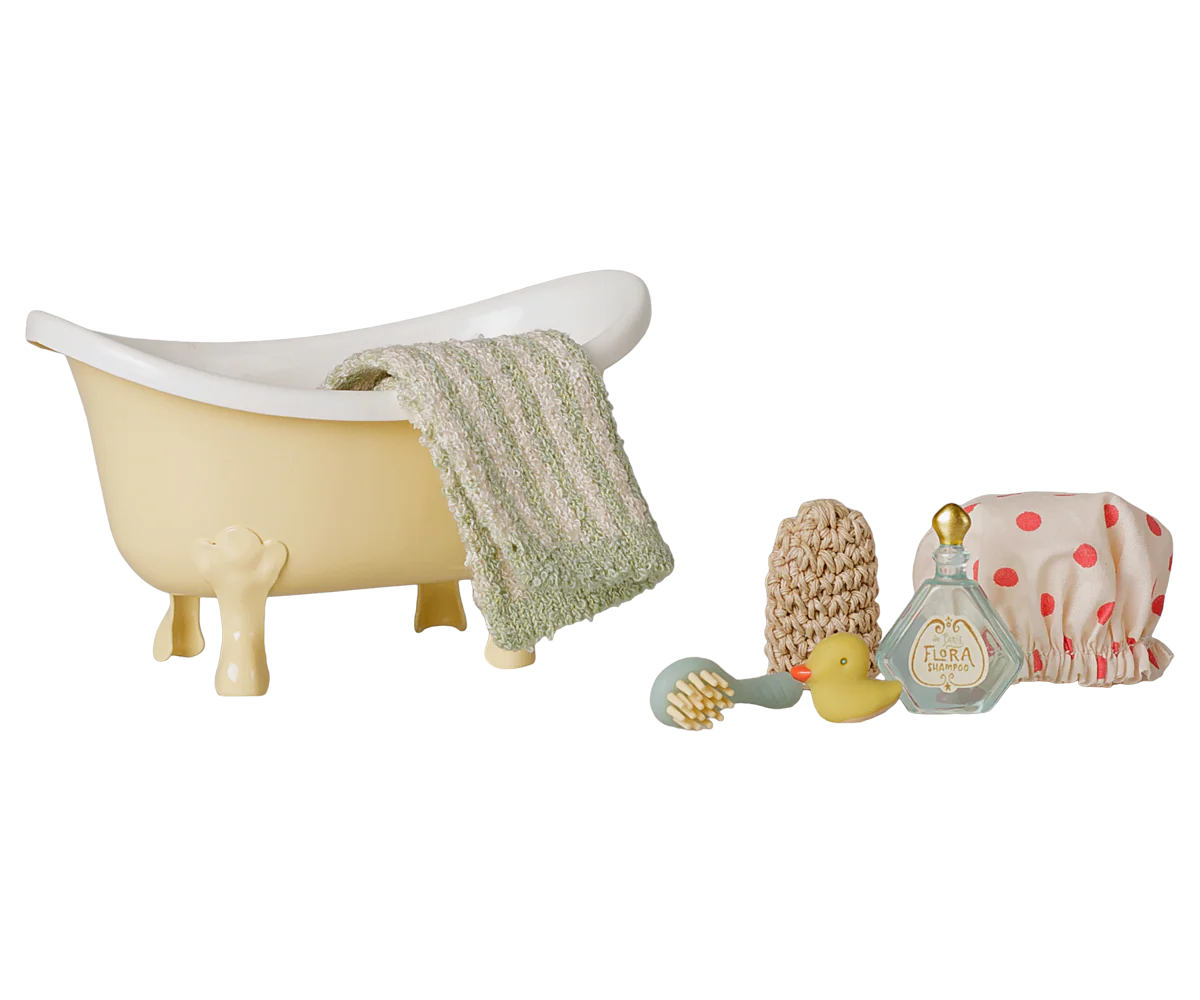 Bathtub set, Mouse - Yellow (Preorder - Available Mid October)