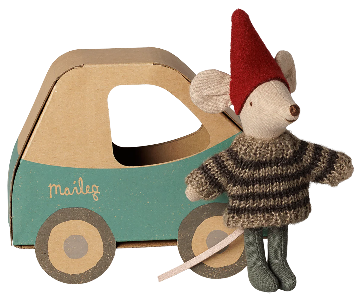 Christmas mouse, Little brother in car box (Preorder - Available Early November)