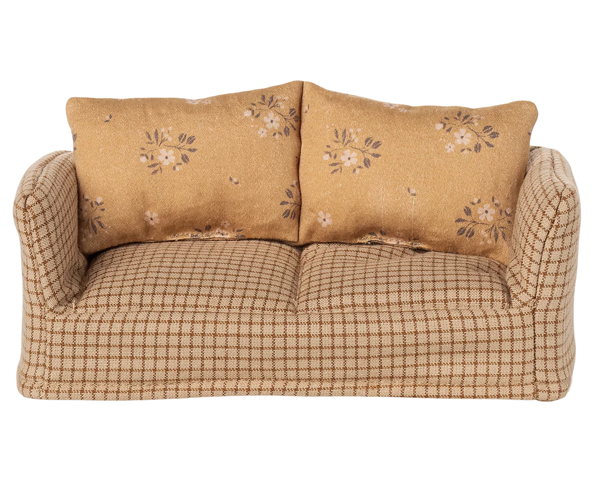 PREORDER - Couch, Mouse - Mable (Available Early August)