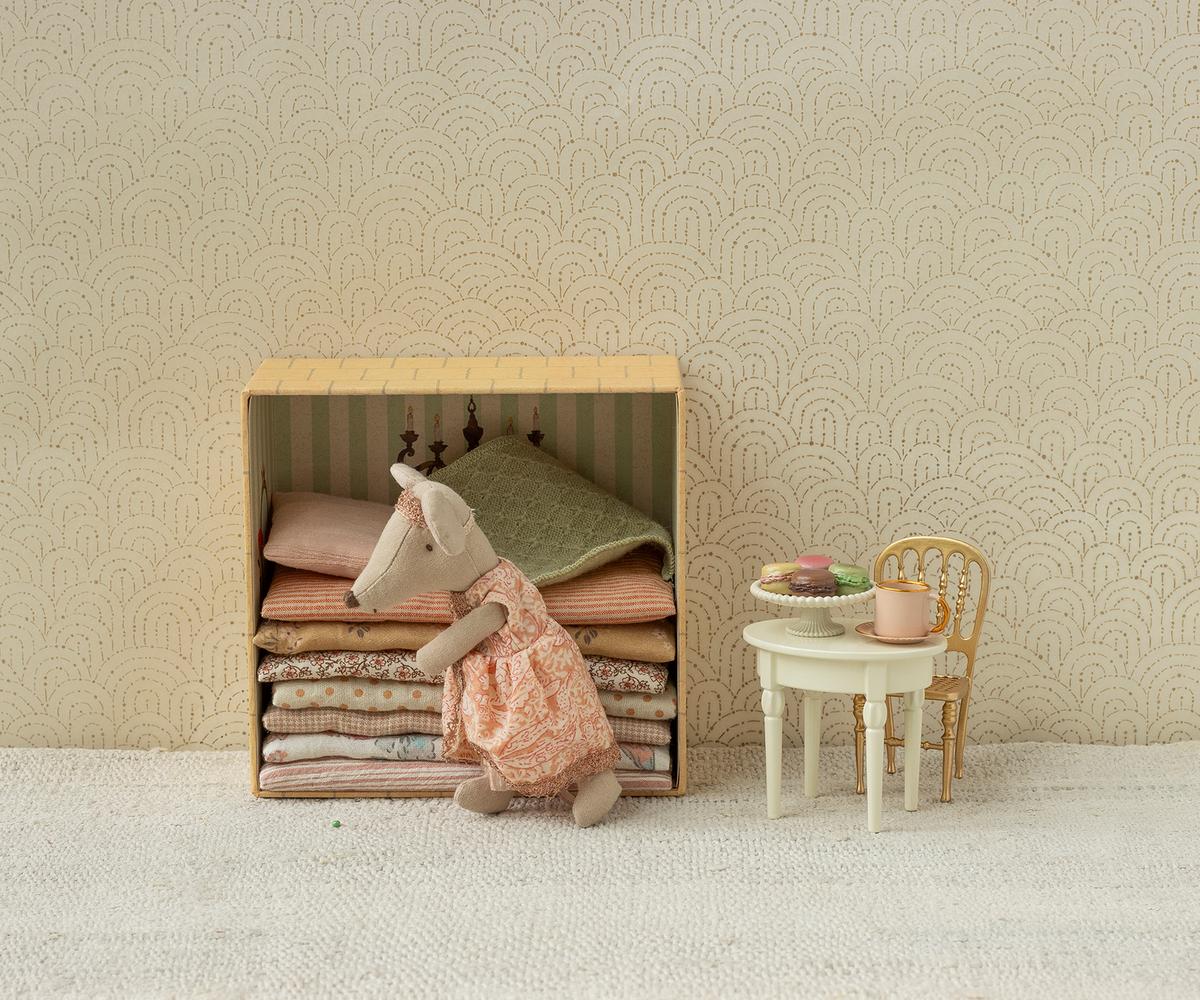 Princess and the Pea, Big Sister Mouse - view 2