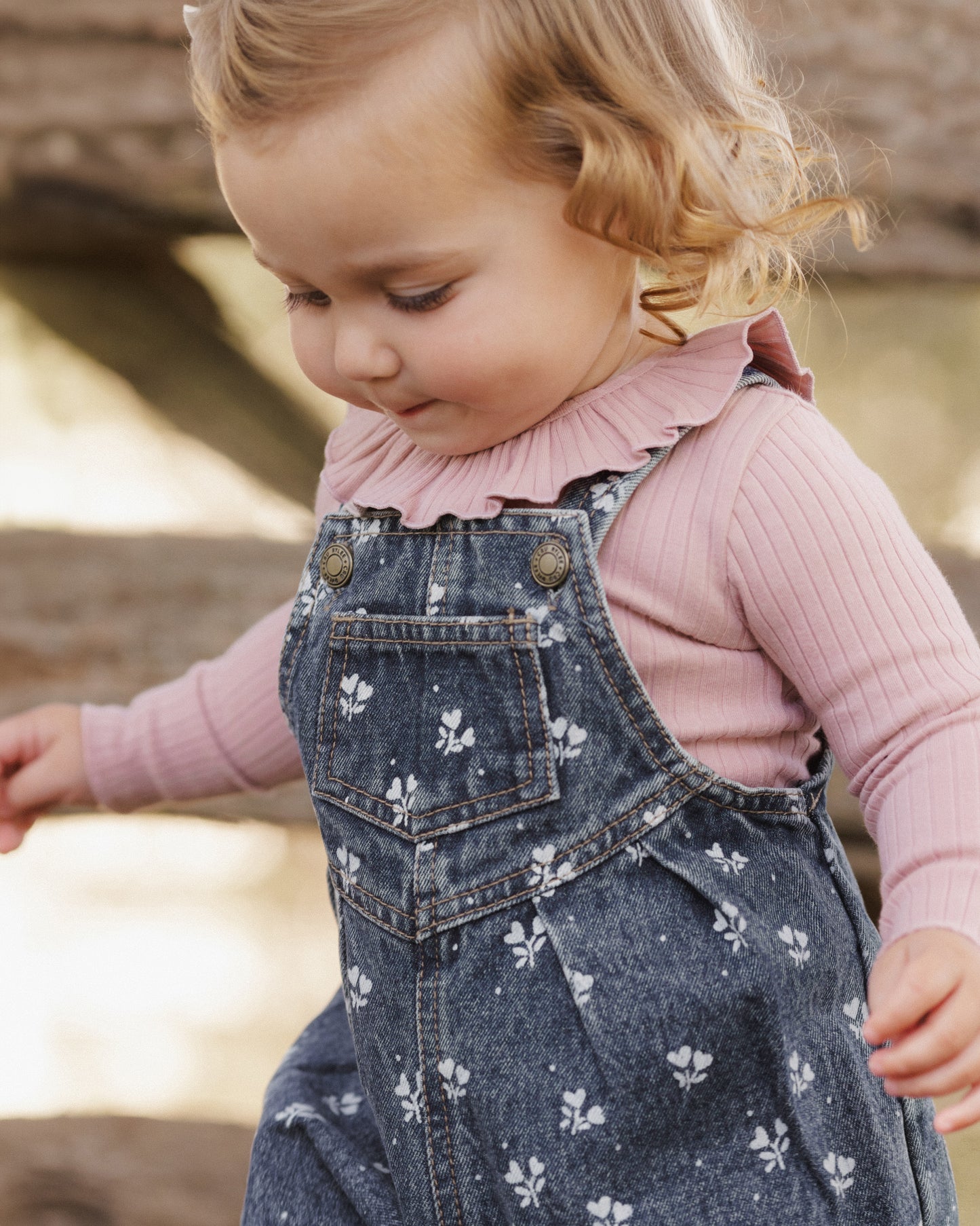 Vintage Overall Heart Ditsy