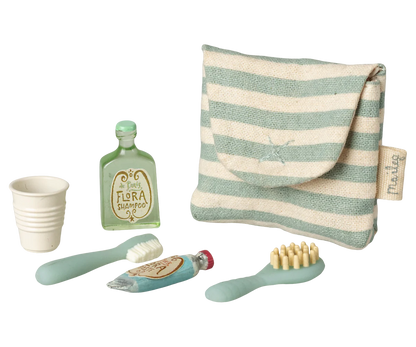 Toothbrush set in bag, Mouse - Blue stripe (Available Mid April)