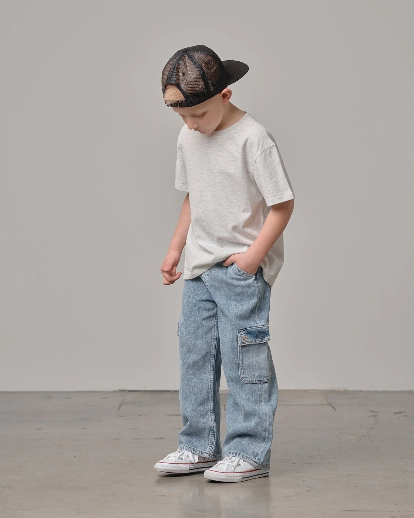 Cargo Denim Straight Leg - Light Wash