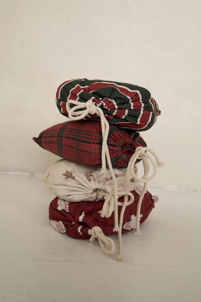 Muslin Crib Sheet | Christmas Plaid